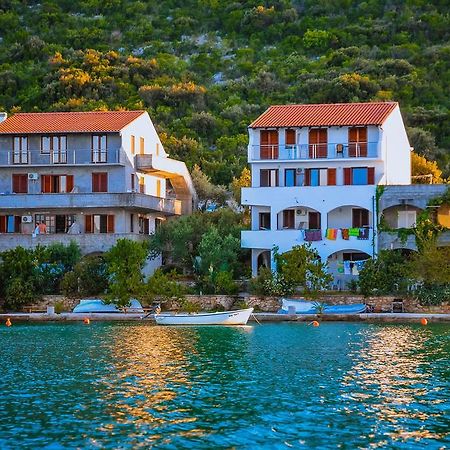 Apartments Adrialuka Dubrava  Eksteriør bilde