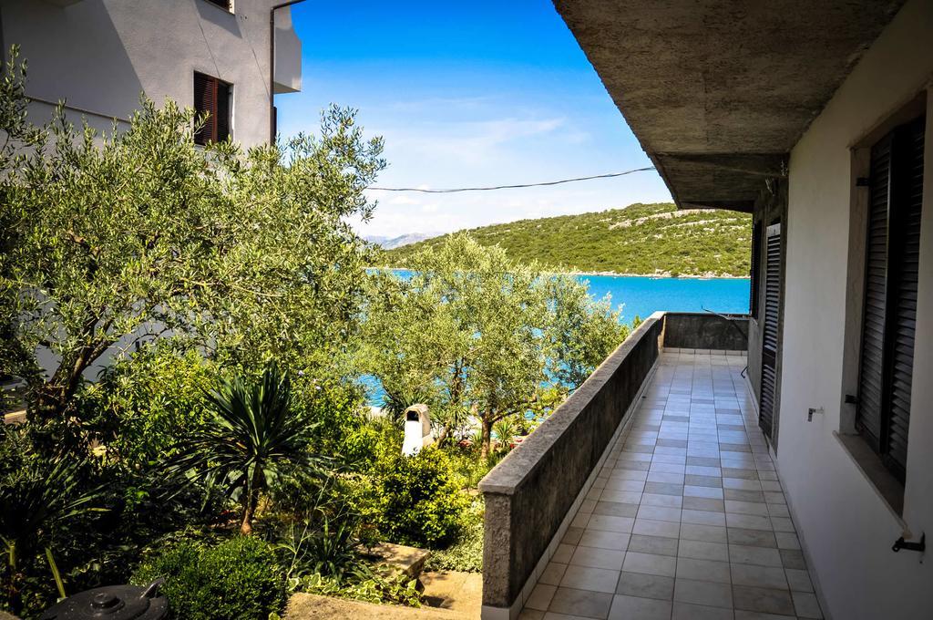 Apartments Adrialuka Dubrava  Eksteriør bilde