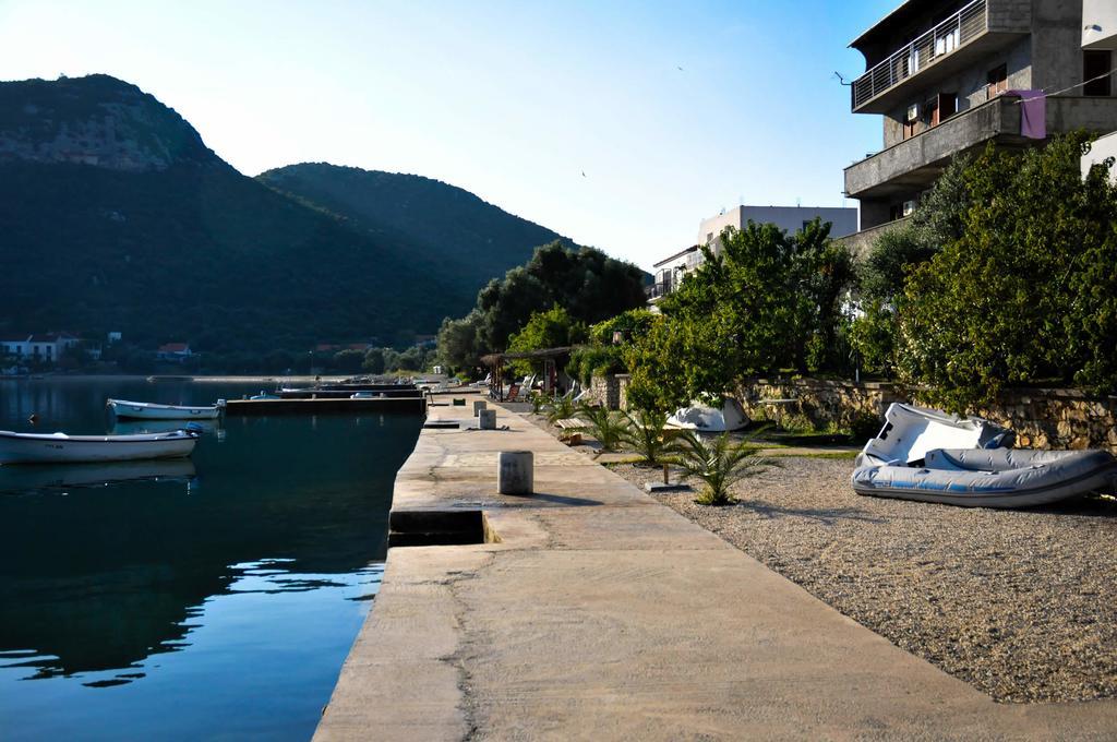 Apartments Adrialuka Dubrava  Eksteriør bilde